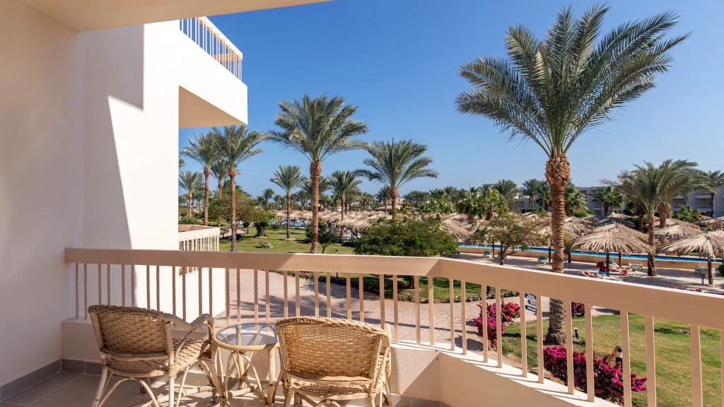 الفندق لونج بيتش ريزورت - الغردقة